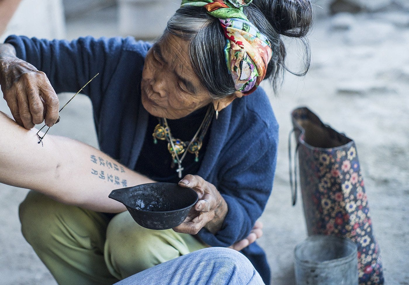 The Last Kalinga Tattoo Artist The Most Authentic Traditional By Gestalten Gestalten Medium