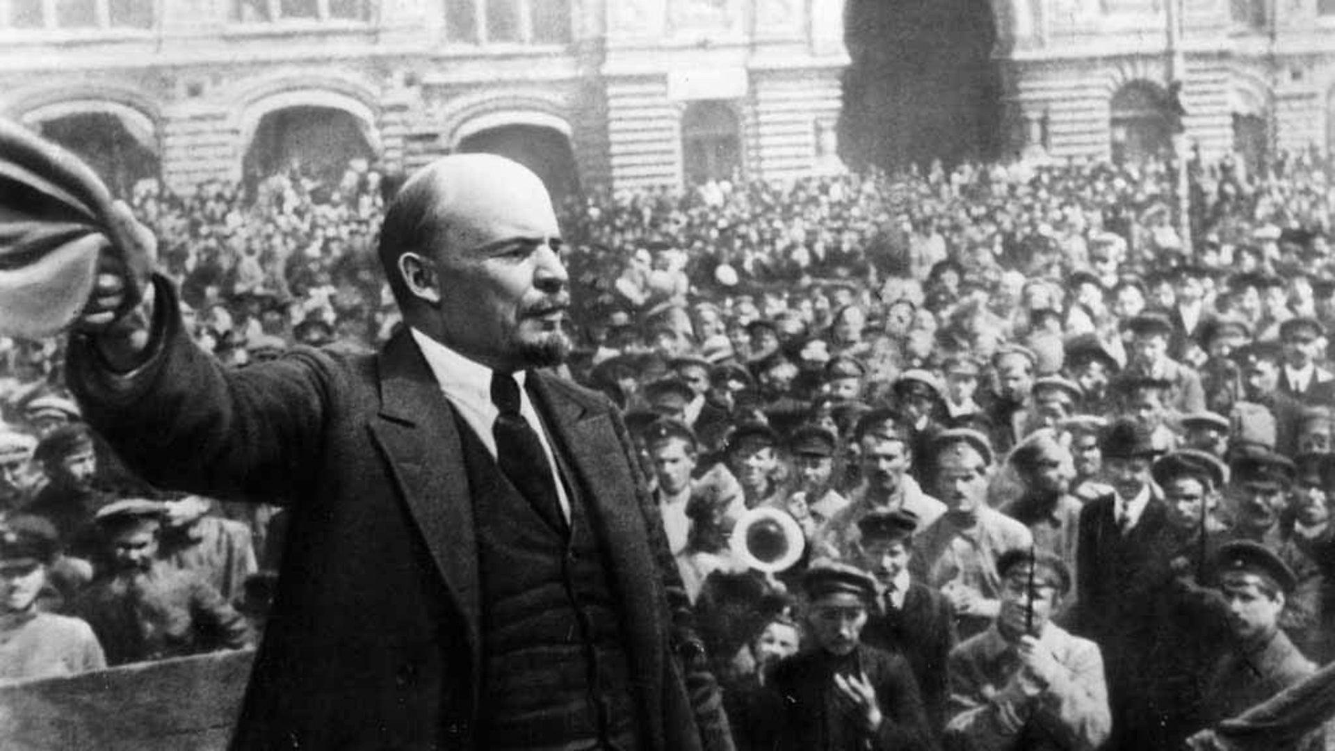 Lenin e a revolução de outubro: textos no calor da hora (1917–1923) | by Expressão Popular | Medium