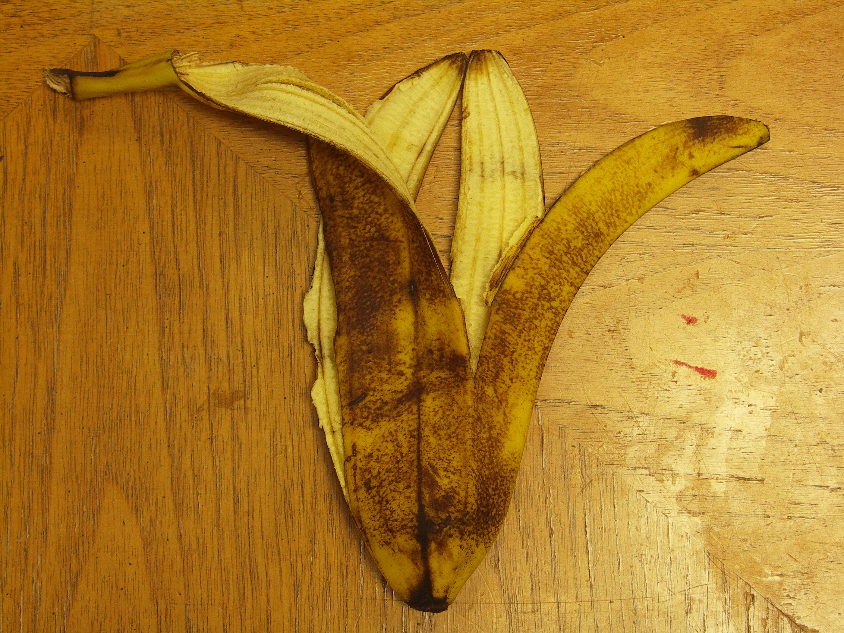 Bananadine. Smoke a banana, get “high” | by Zach | Medium
