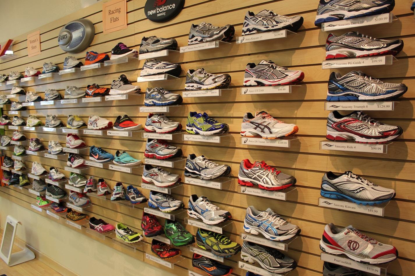 best running shoe store