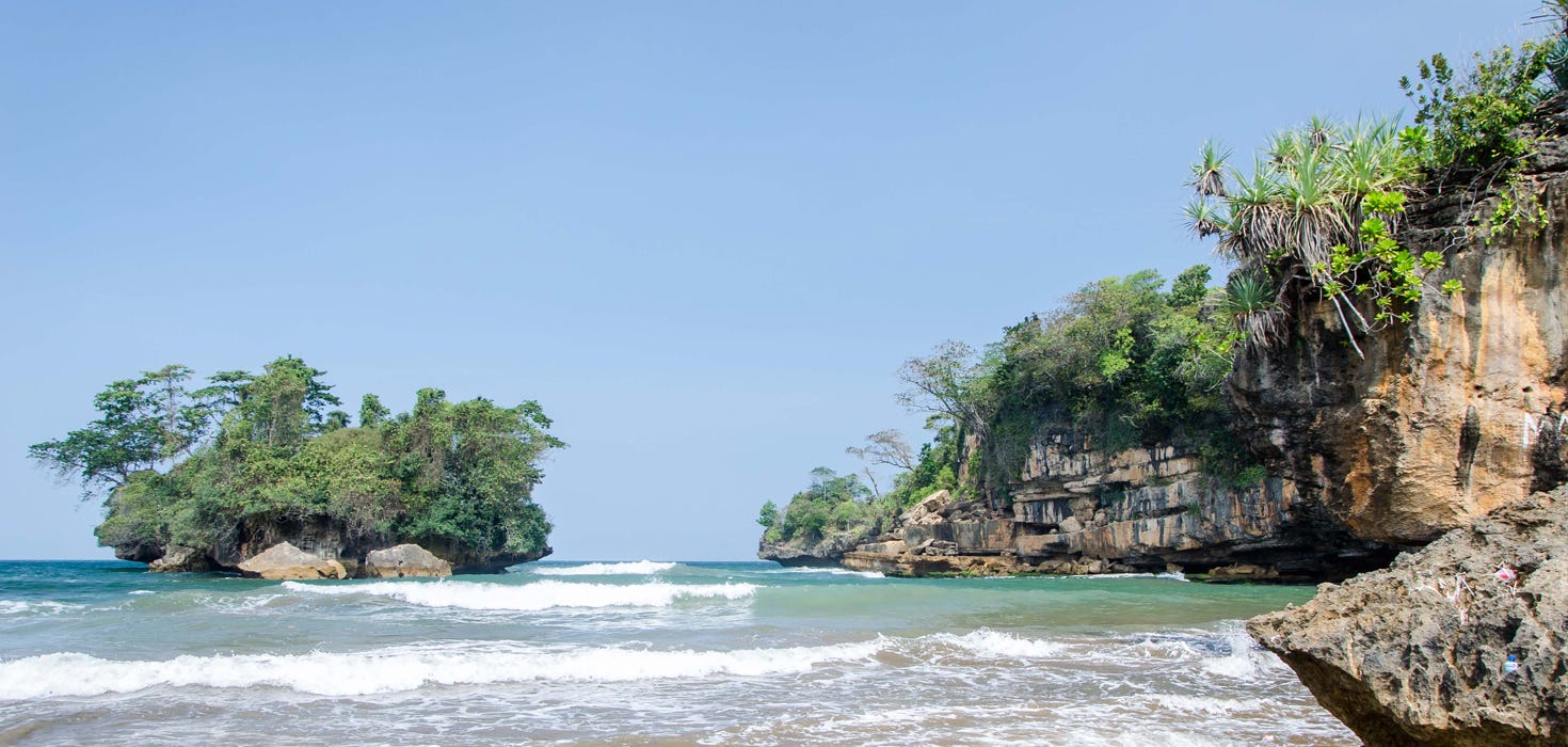 5 Pantai Yang Ada Di Trenggalek Ada Yang Masih Jarang