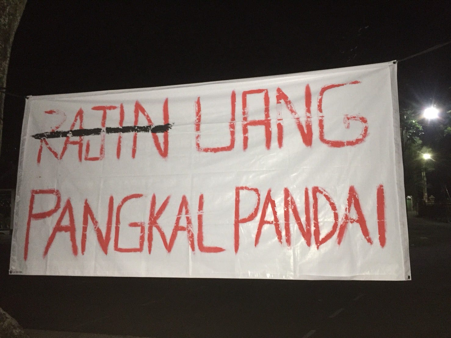 Perbedaan Biaya Kuliah Tunggal Dan Uang Kuliah Tunggal