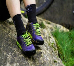 women's mountain bike shoes flats