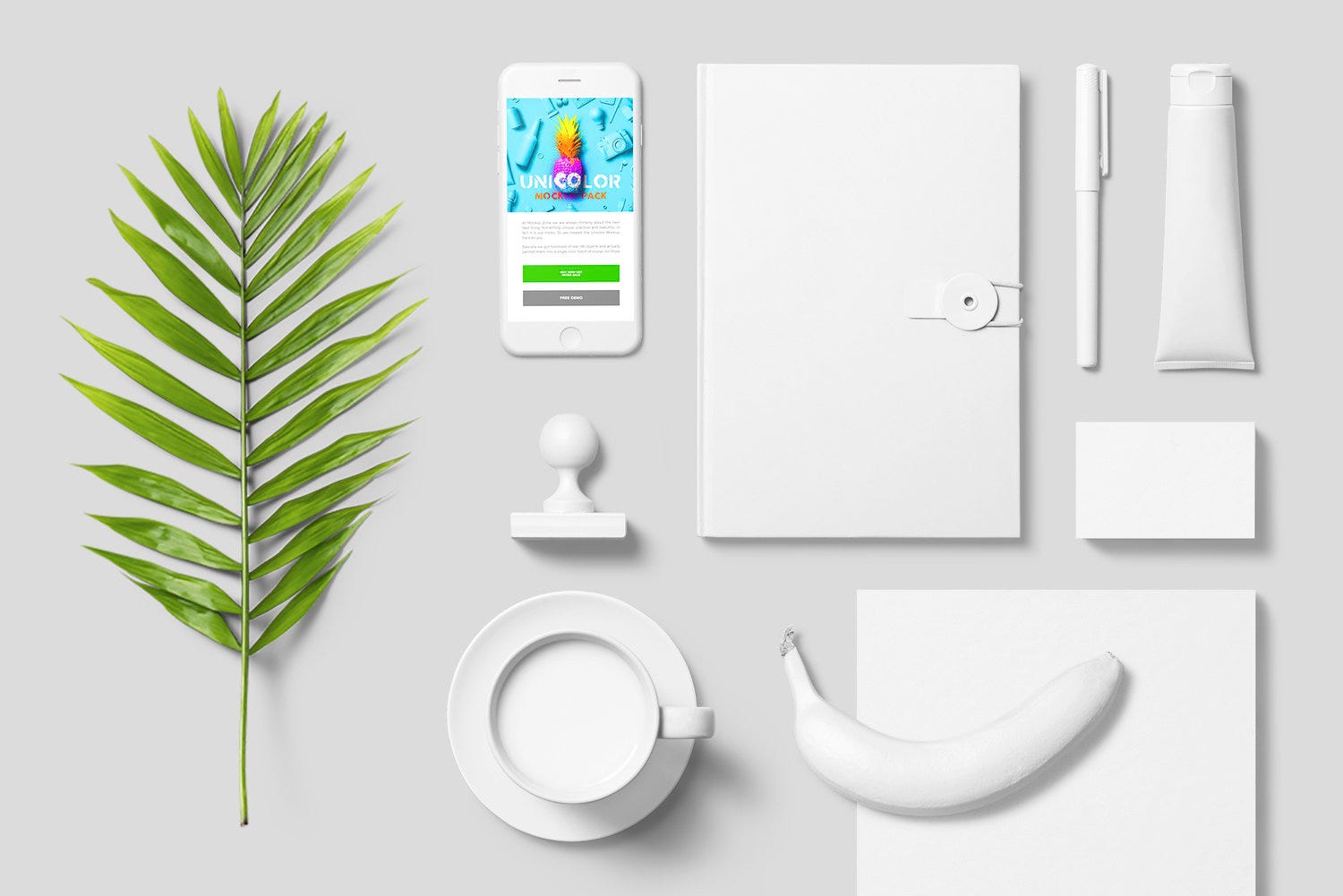 Download Best free mockups #1. picked by Uzers | by Pola Leszczynska | Uzers | Medium