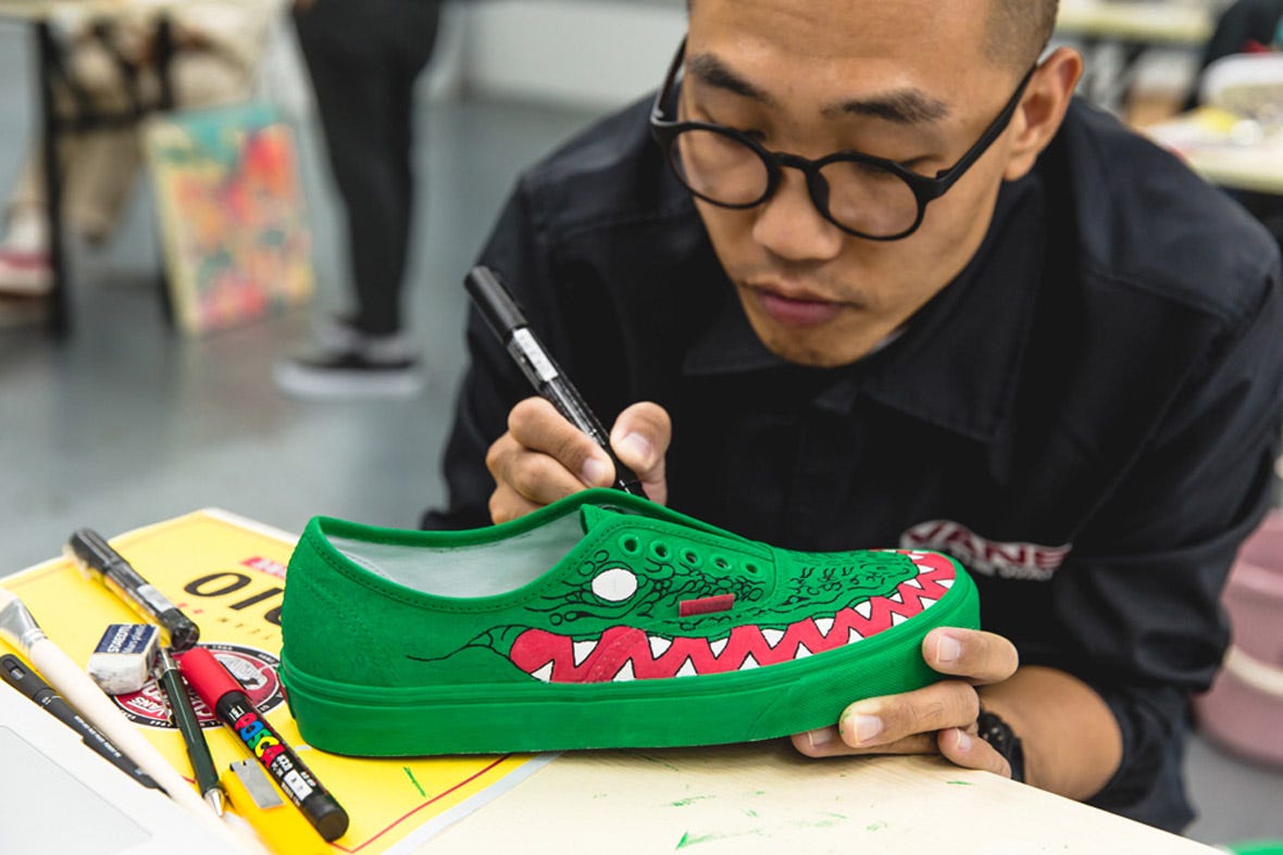 vans custom wide
