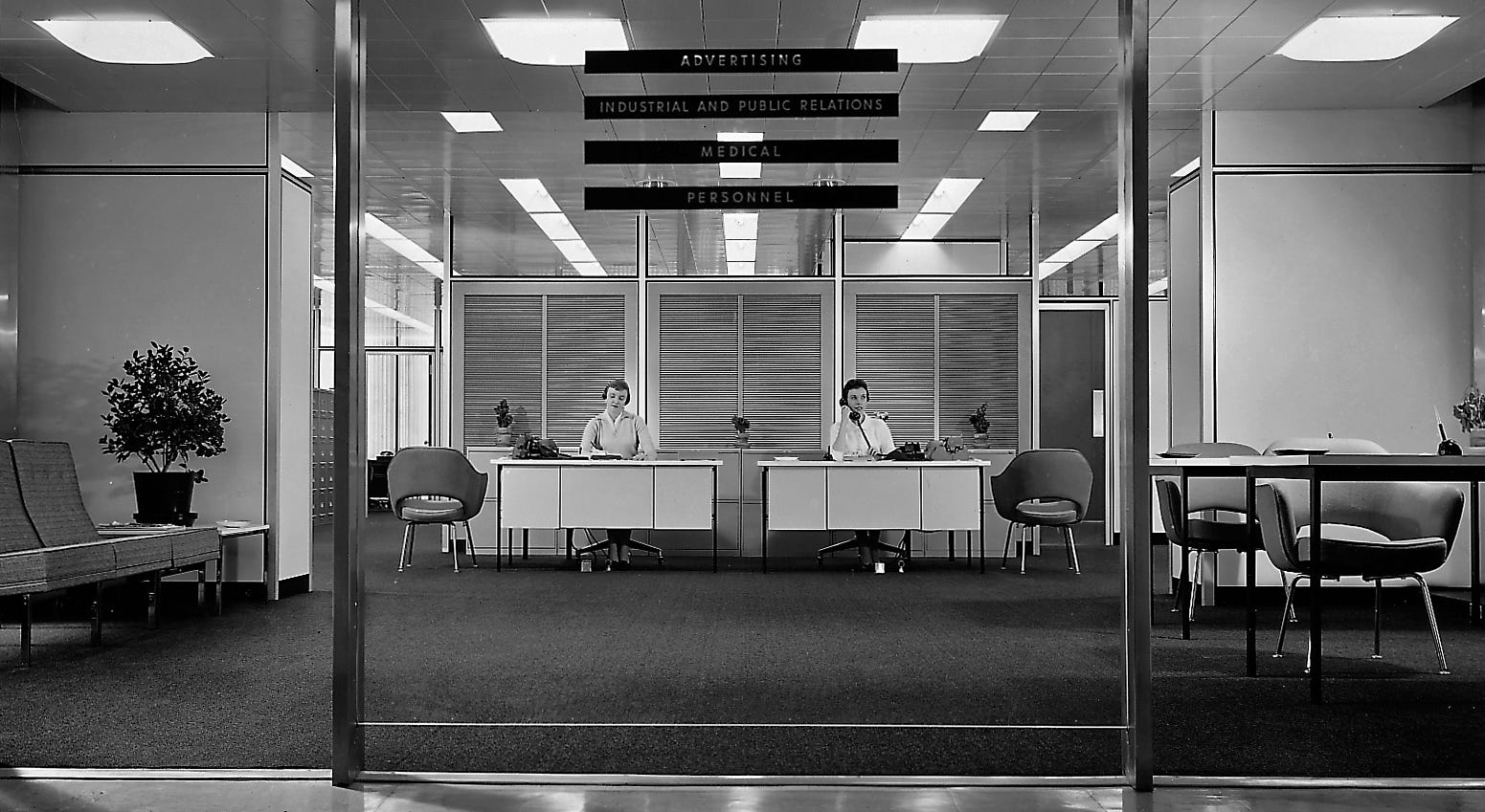 When Mid Century Met Modernism Som Medium