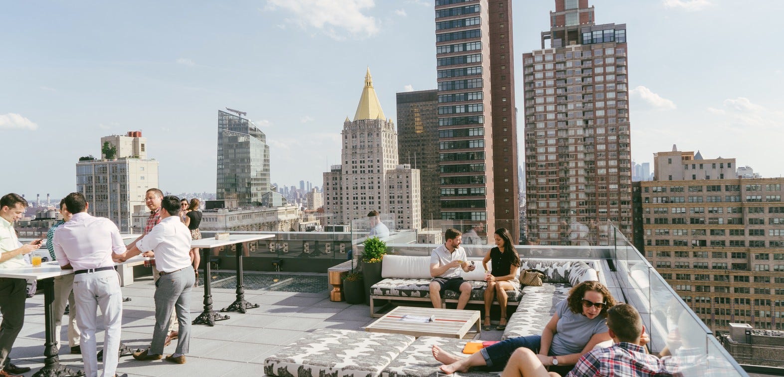 Best Rooftop Bars in Midtown NYC The Moved Blog