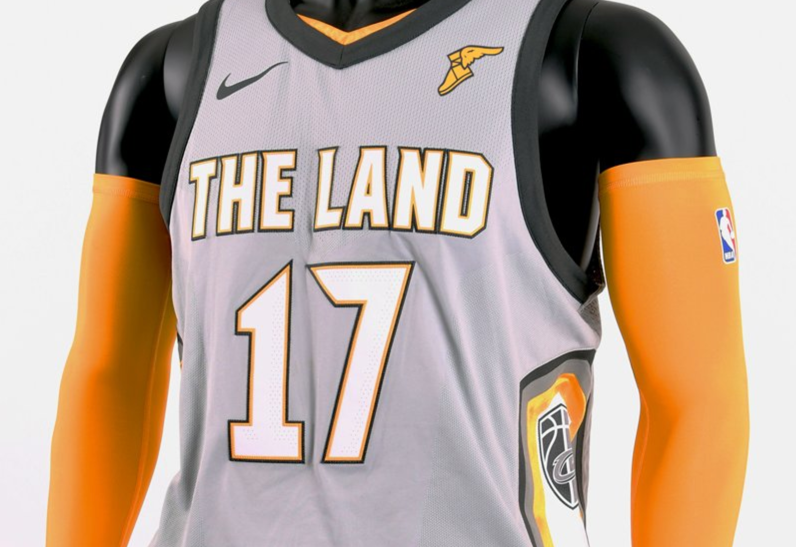 cavaliers jersey colors