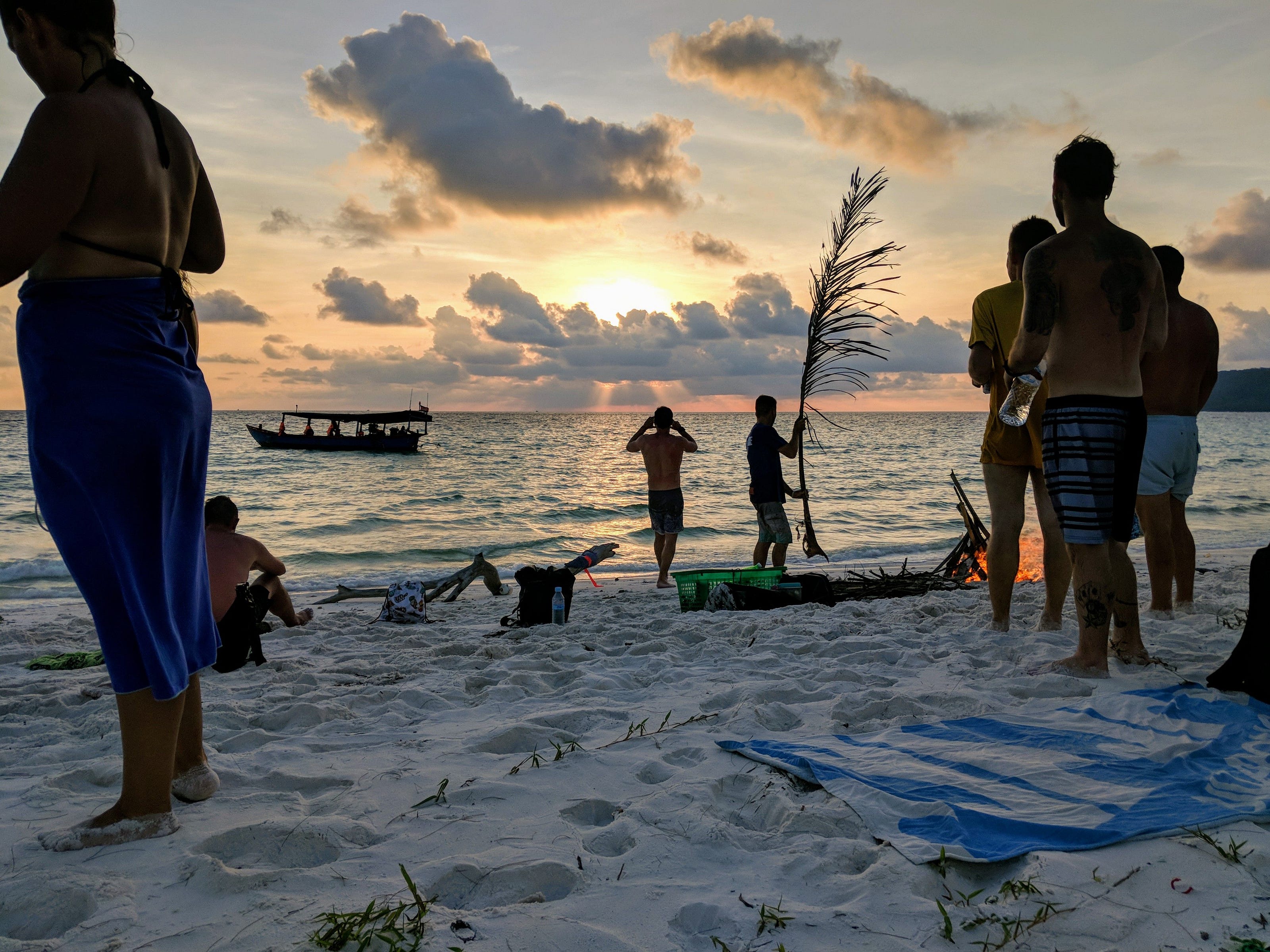 Yourmatetravels 27 Koh Rong And Glowing Plankton Yourmate Medium