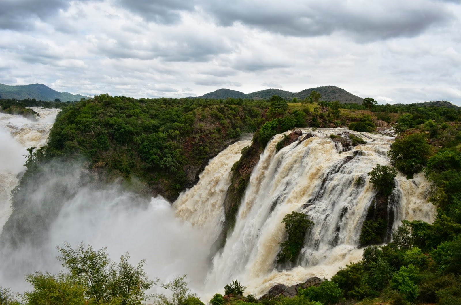 10 Places To Visit Near Bangalore In Monsoon By Private Holidays Medium 10 Places To Visit Near Bangalore In Monsoon By Private Holidays Medium