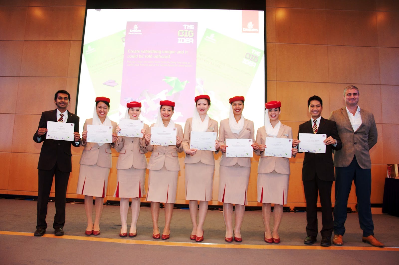 Want An Emirates Career My Travel Teacher Medium