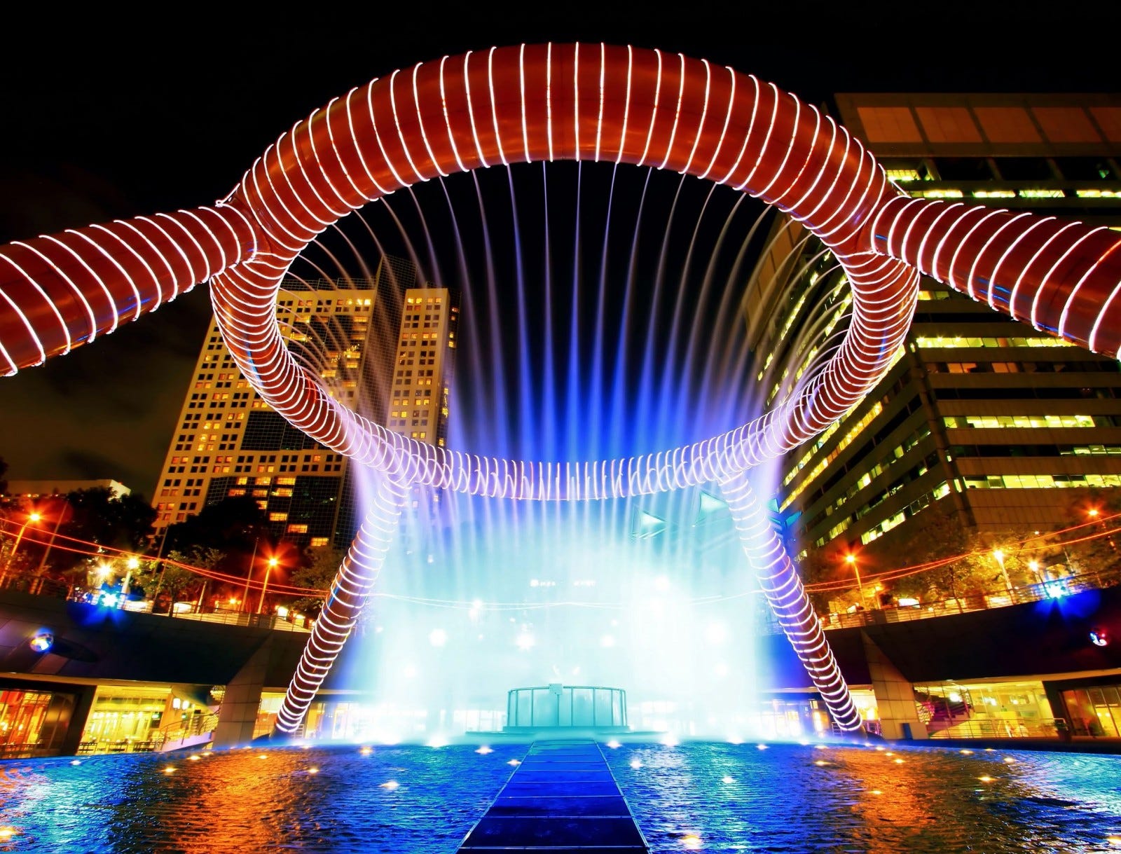 Touch the Water of Luck at this 13.8 MetreTall Fountain in Singapore