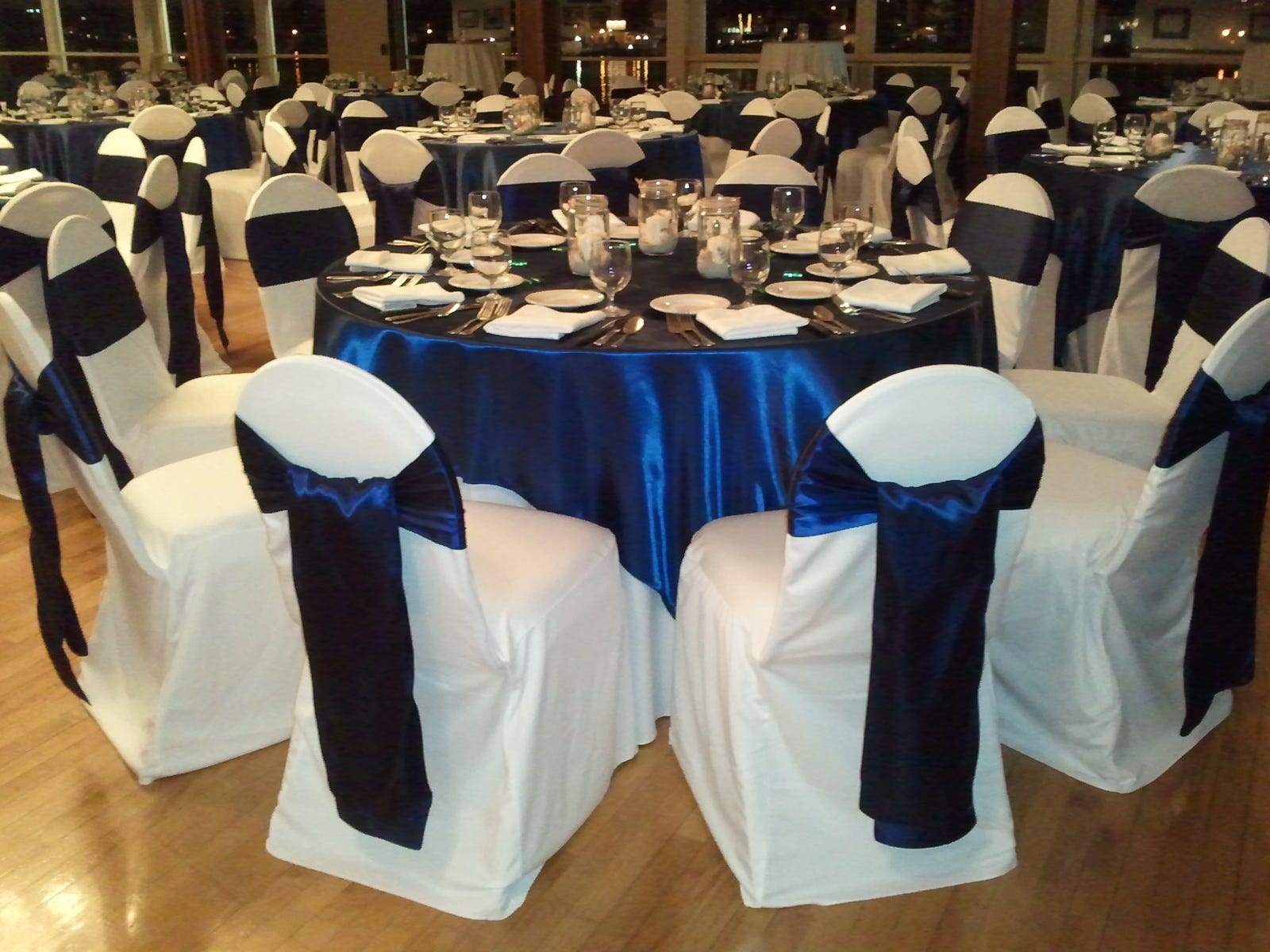 5 Spectacular Decor Ideas For Sophisticated Wedding Reception Venue