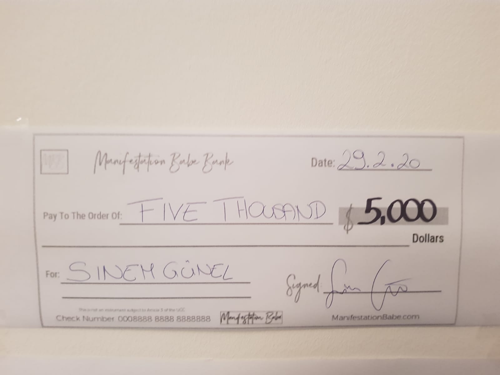 How Do You Write 20 Dollars On A Check