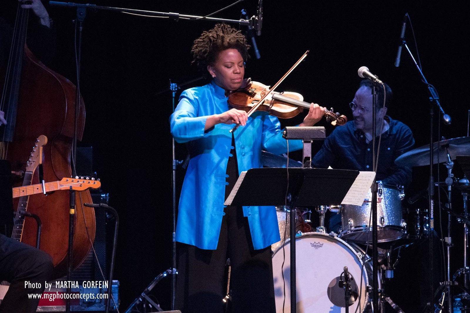 Voices In The Bow Regina Carter S Southern Comfort Warms Northern