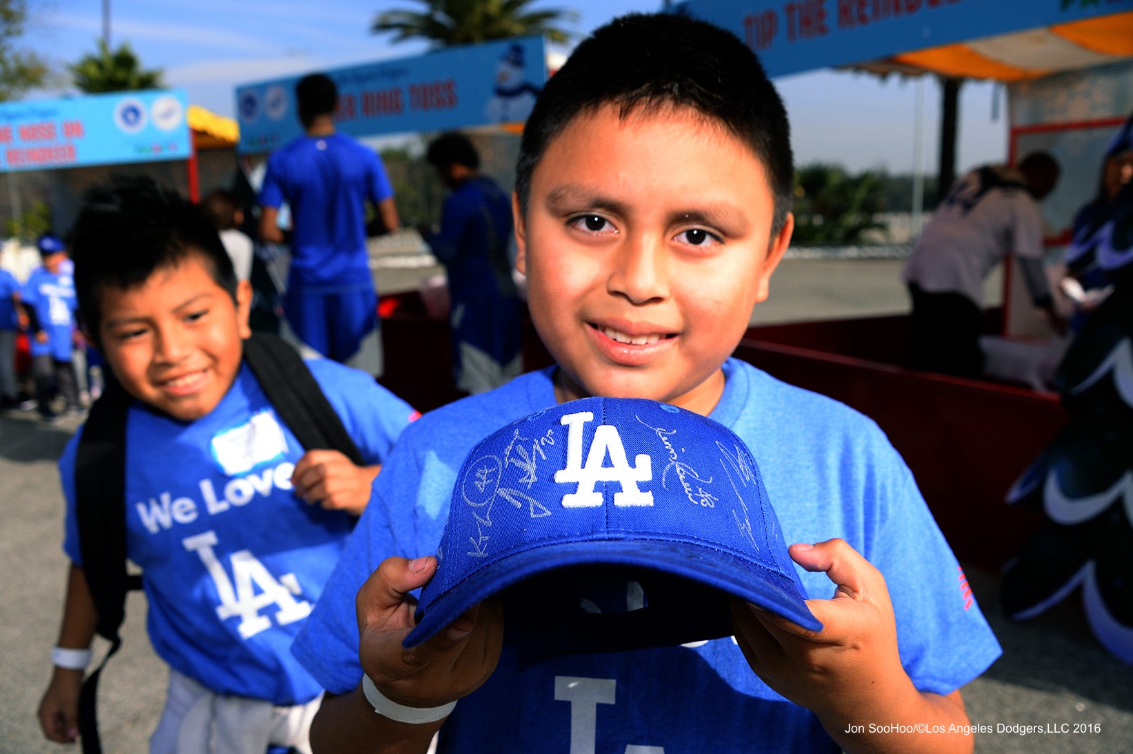12/14/16-Something Fun-LA Dodgers Annual Children’s Holiday Party Photography by Jon ...1643 x 1093