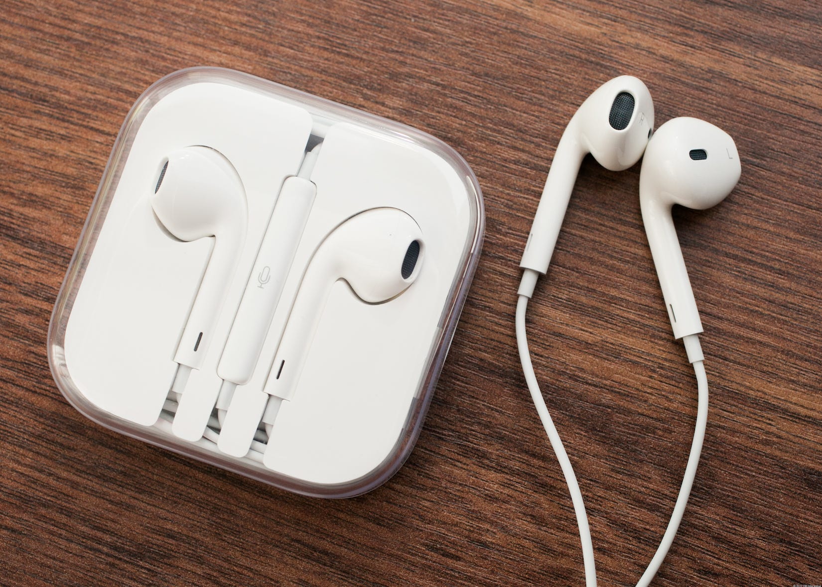 apple wired earpods