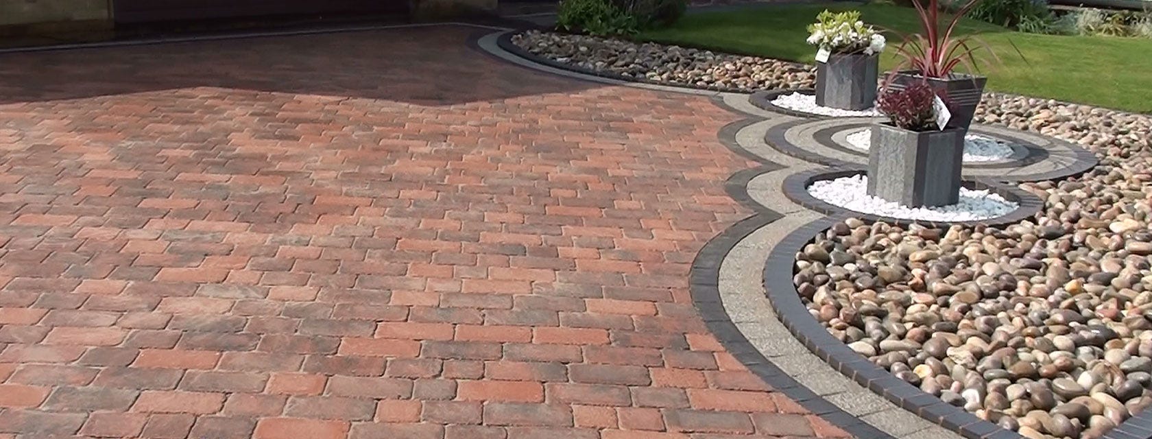 Some Tips That Will Help You To Get The Right Brick Patio Installer