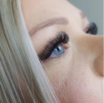 eyelash extensions cost