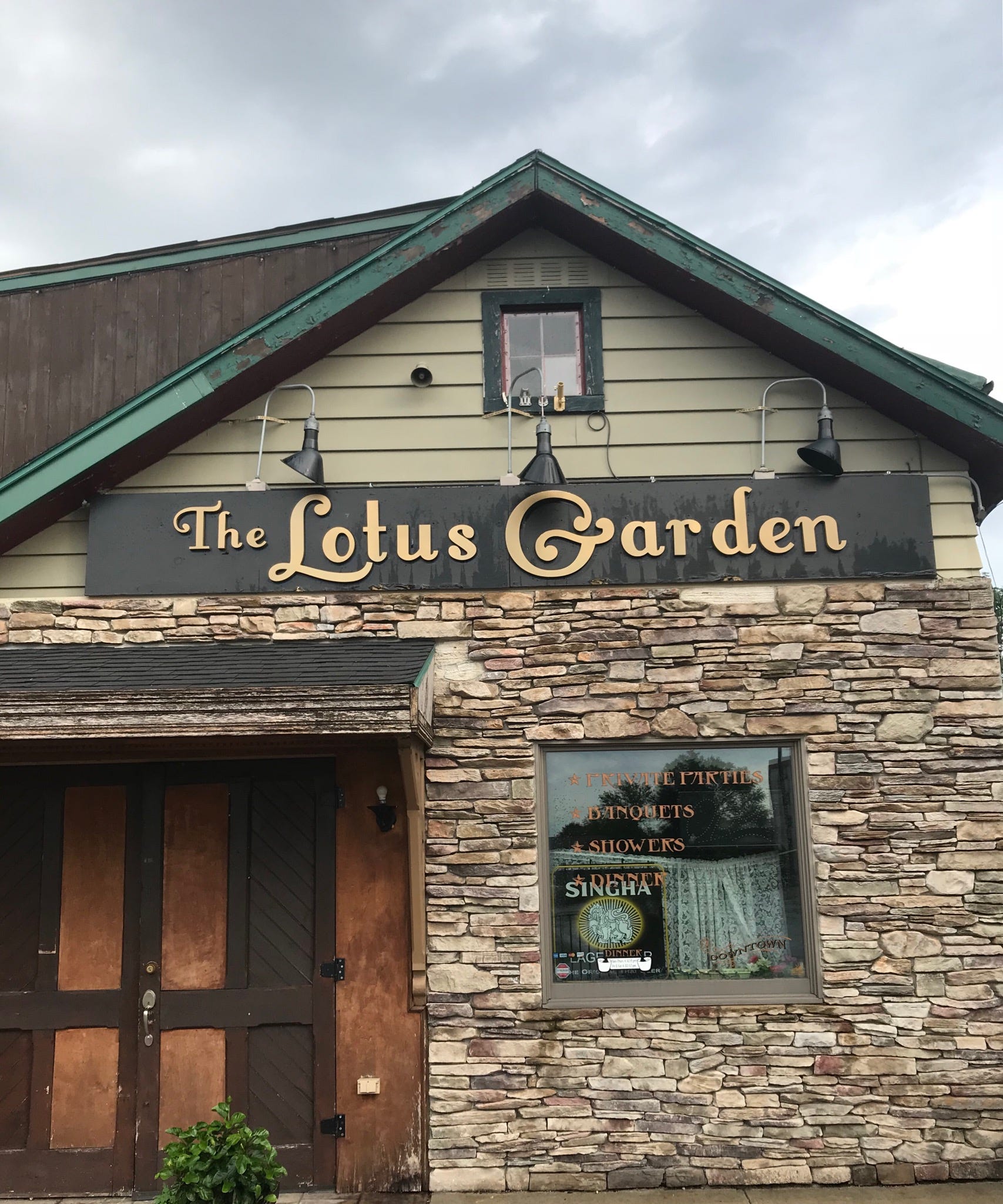Food Review The Lotus Garden The Spectator