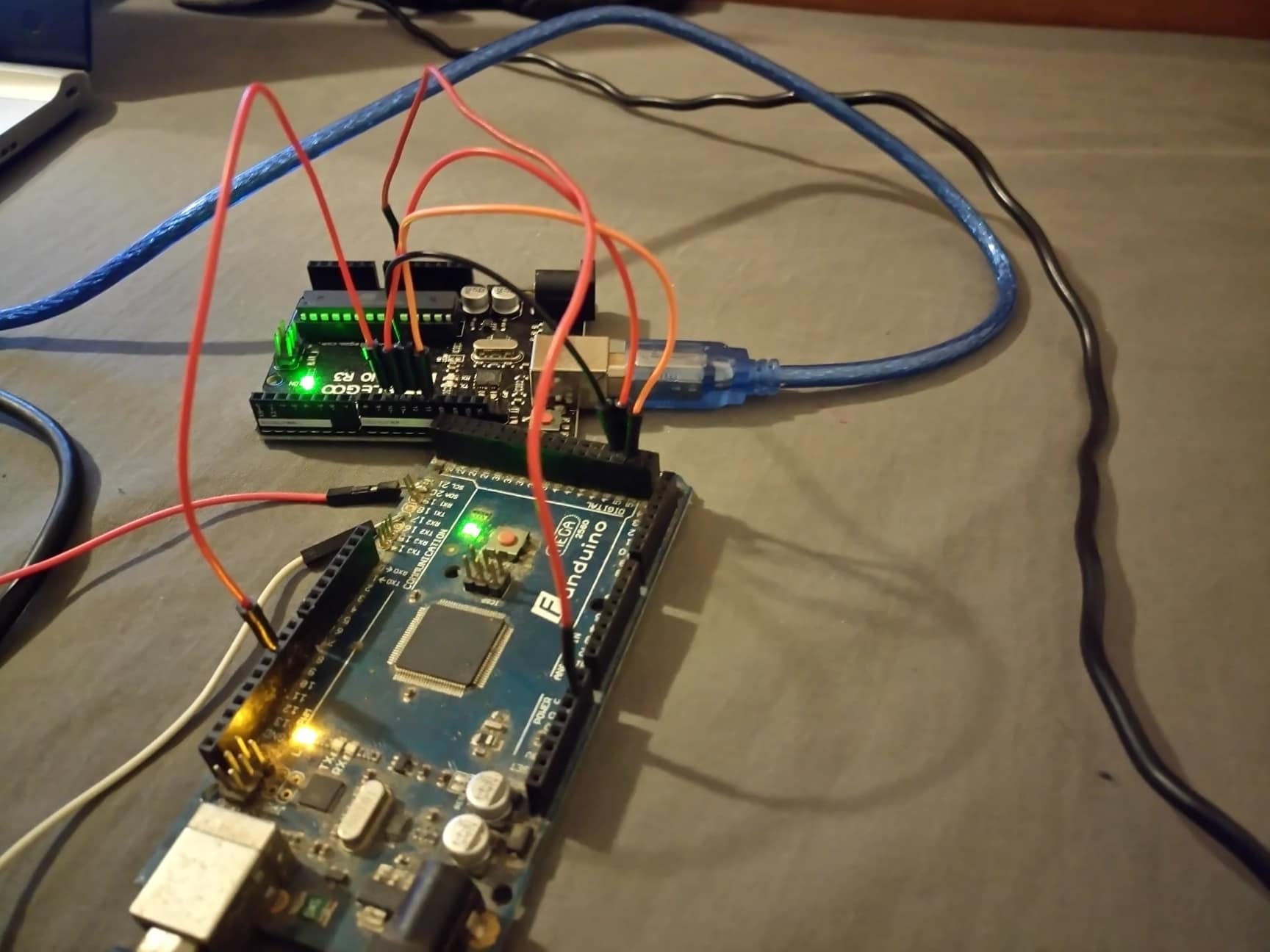 Arduino Uno & Mega connected via Serial Peripheral Interface (SPI)