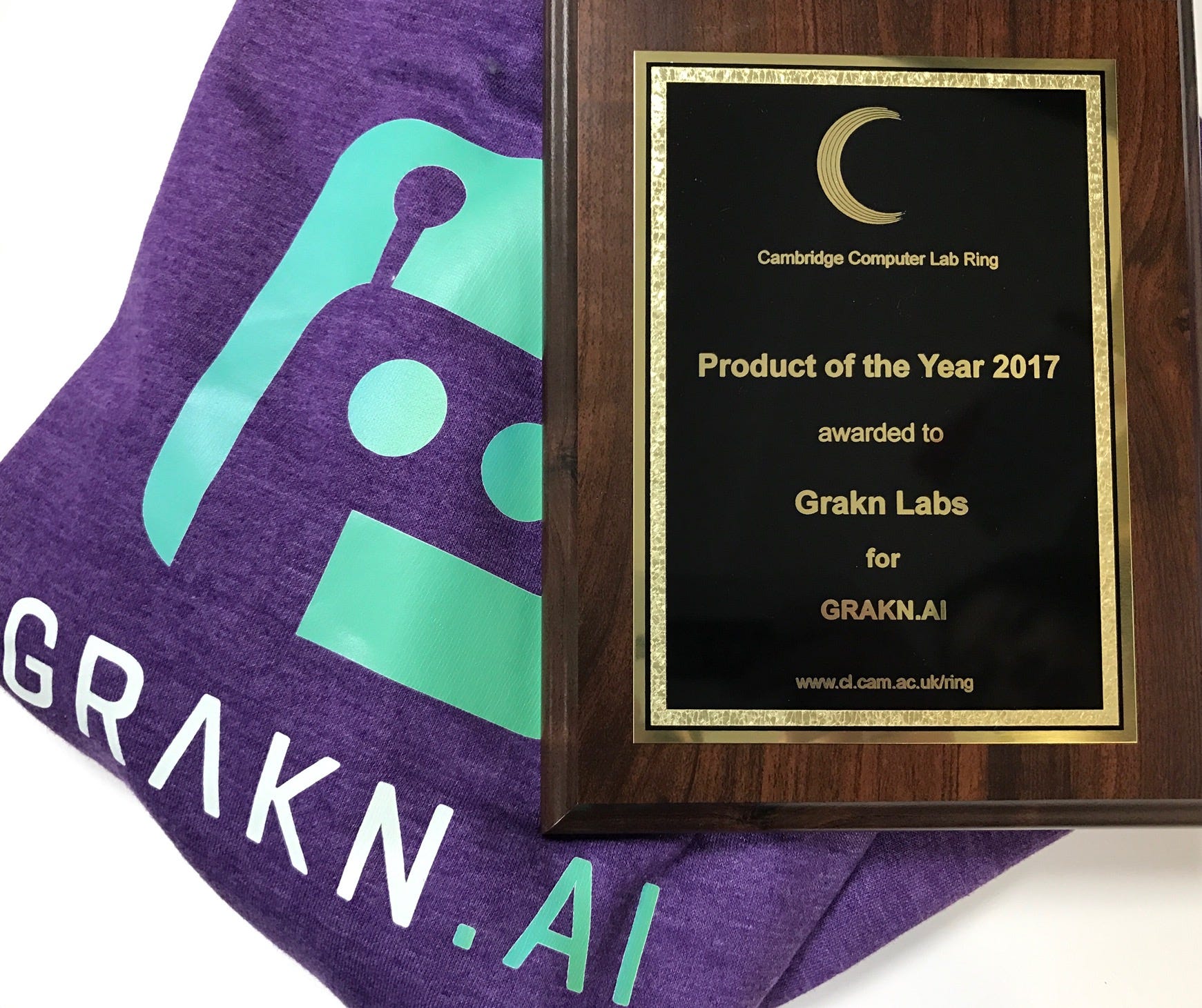 Cambridge Computer Lab Ring Product of the Year 2017 goes to Grakn
