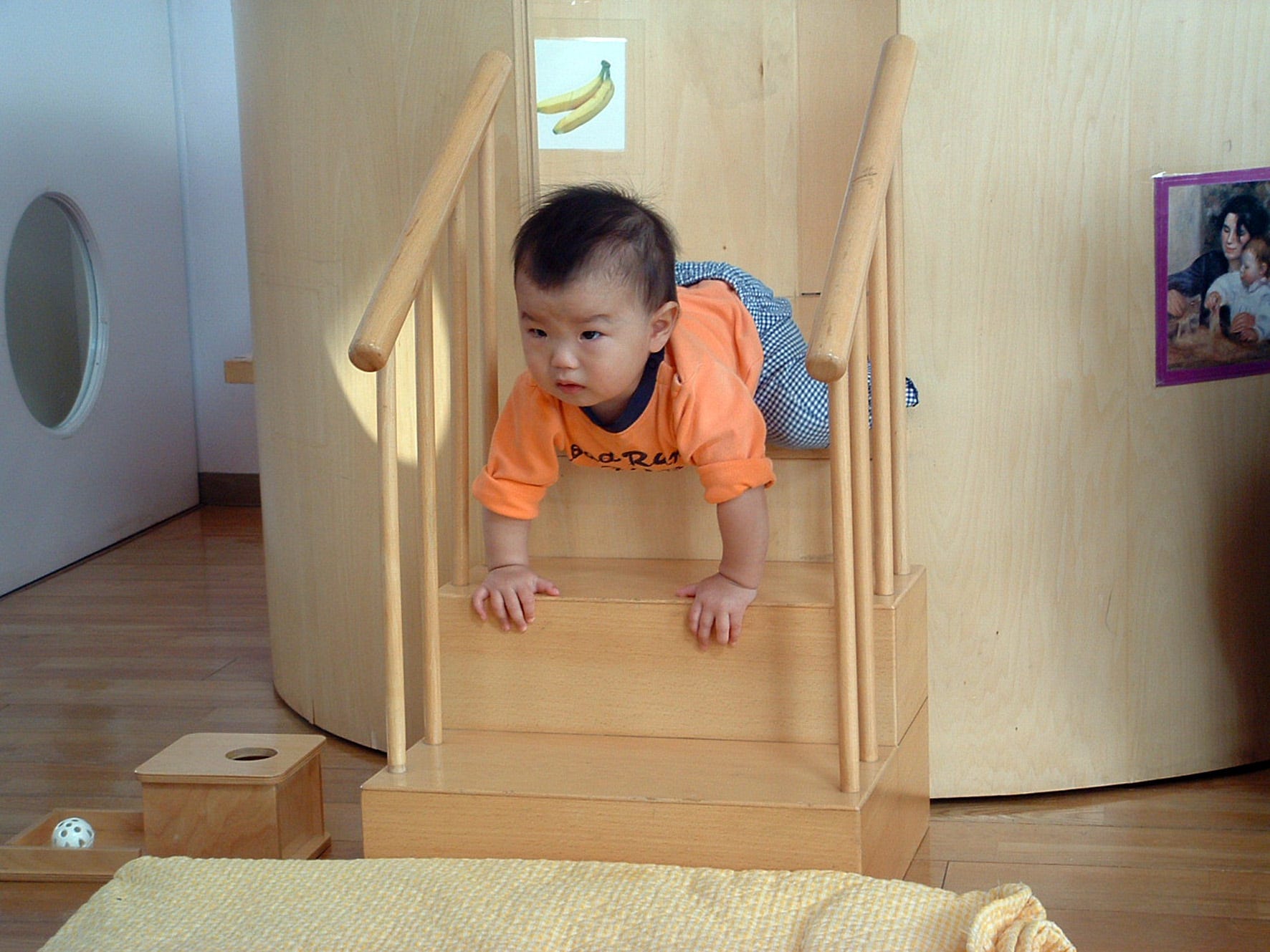 montessori baby bouncer