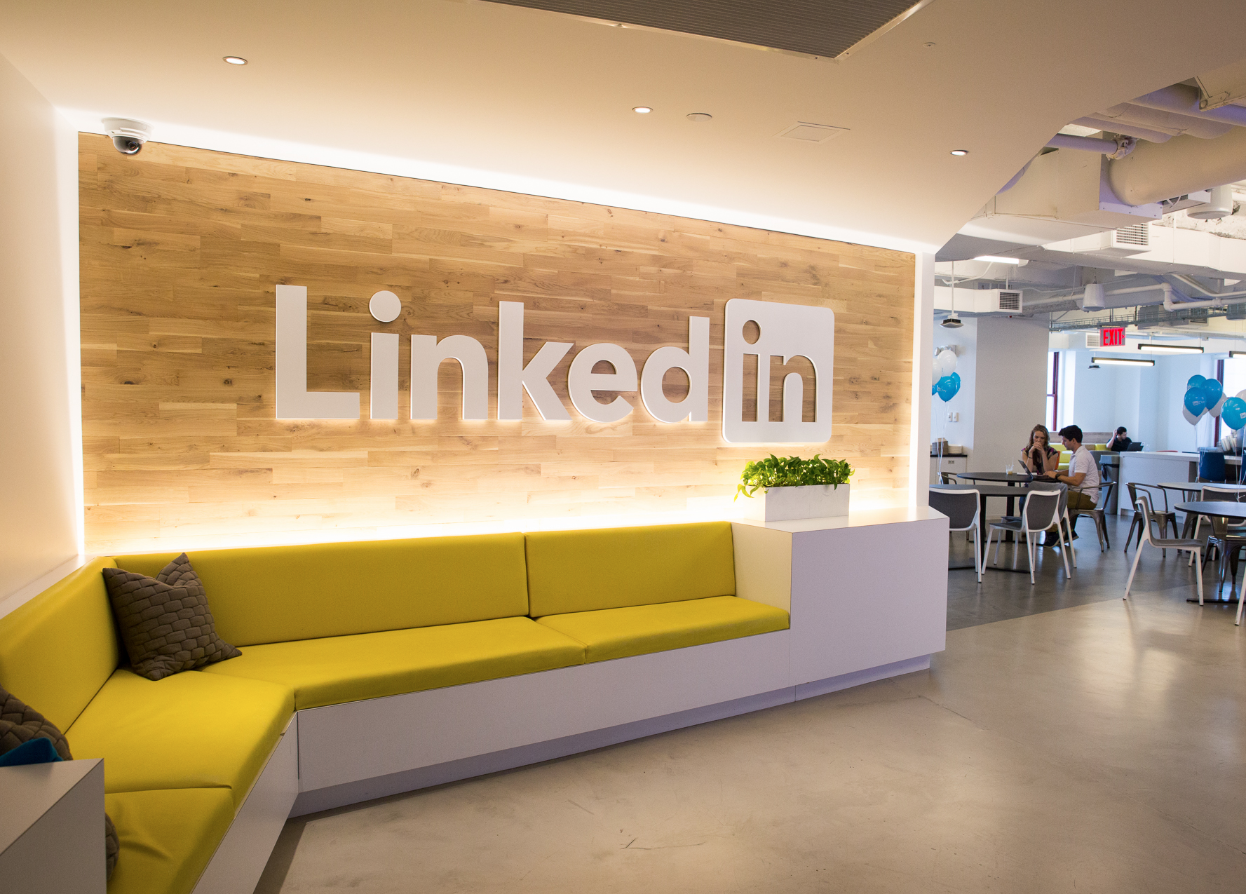 Linkedin A Closer Look Using Qualitative User Data To Evaluate By Shan Pruthi Medium