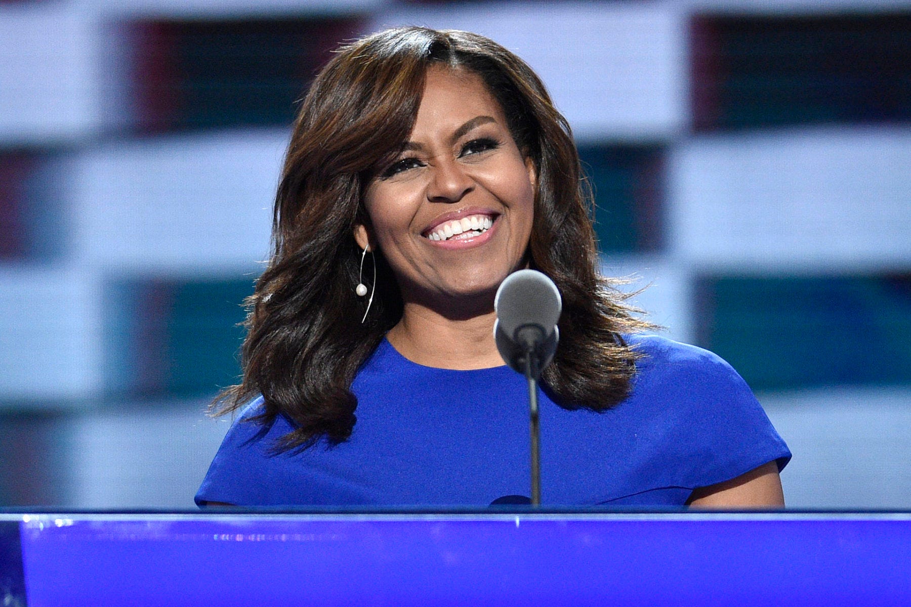 Michelle Obama L Histoire Inspirante D Une Femme Du South Side De Chicago A La Maison Blanche By Onur Karapinar Essentiel Dec 2020 Medium
