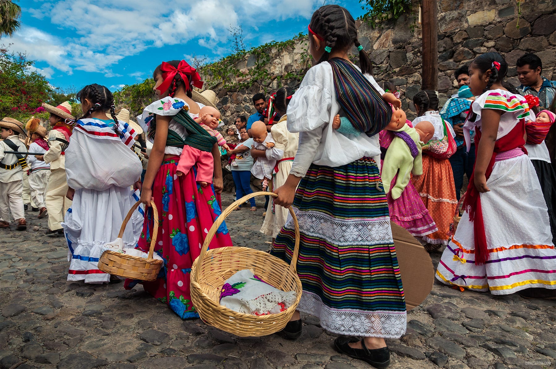 How The Women Adelitas Helped Win The Mexican Revolution Of 1910 By Dane Strom Medium How The Women Adelitas Helped Win The Mexican Revolution Of 1910 By Dane Strom Medium