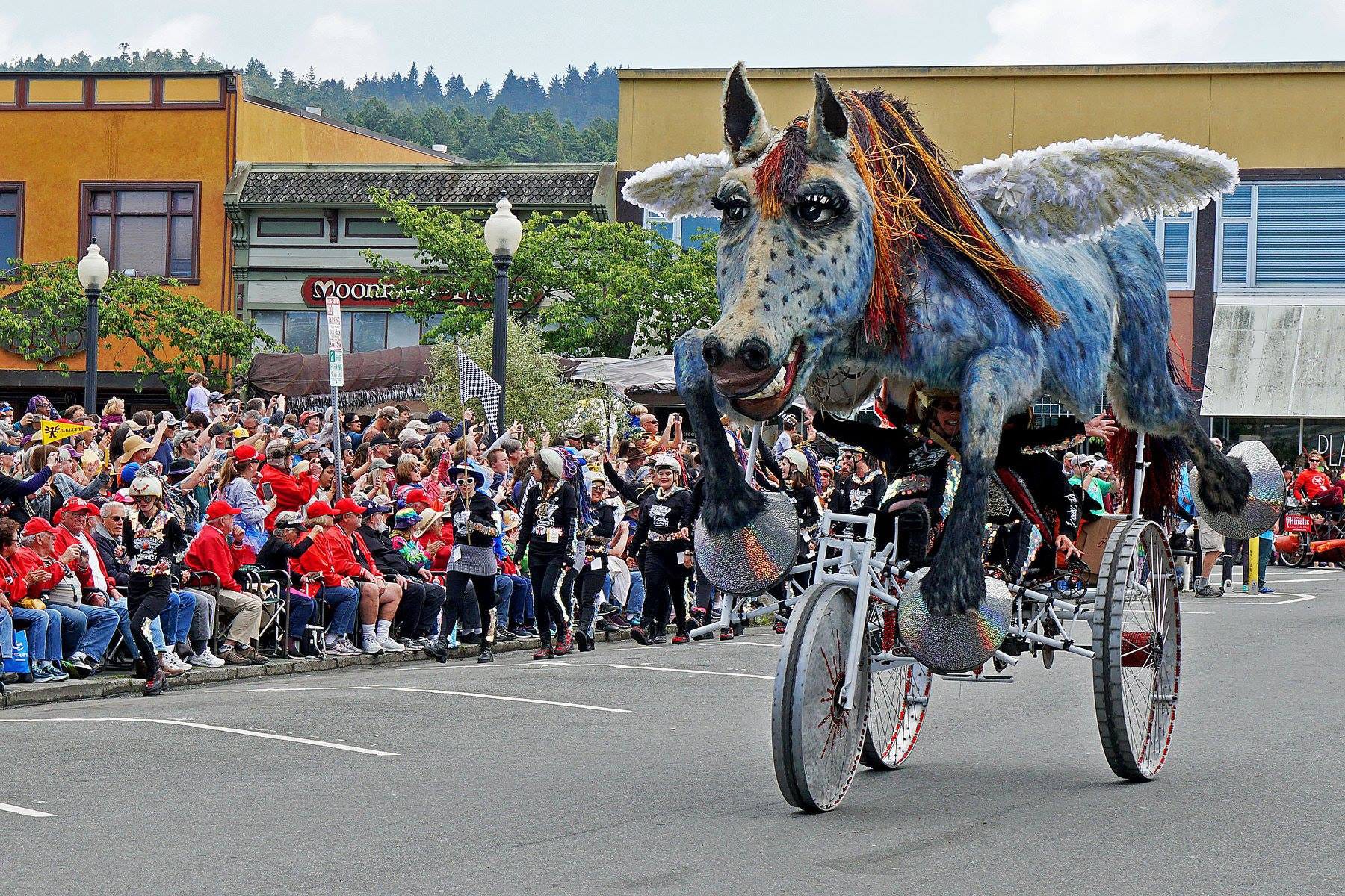 Humboldt County’s sculpture race is the ‘triathlon of the art world