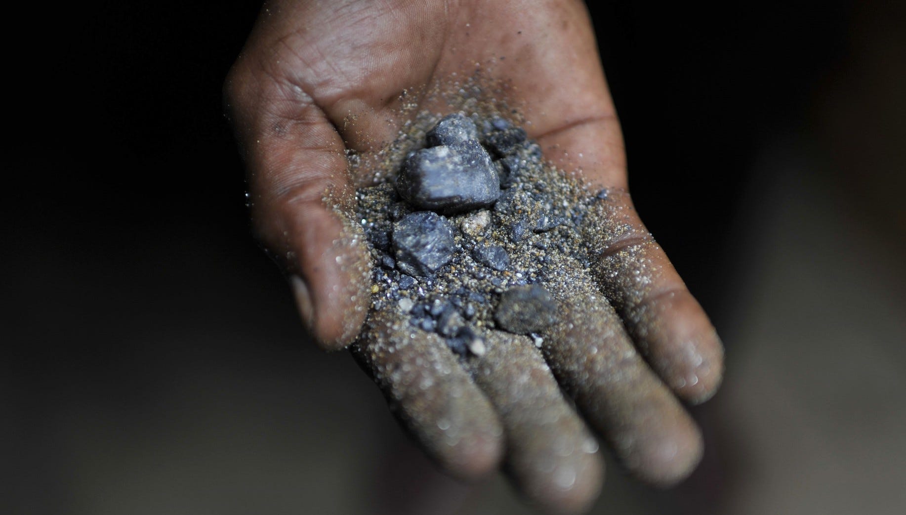 A guerra pelo Coltan - O EXPRESSO - Medium