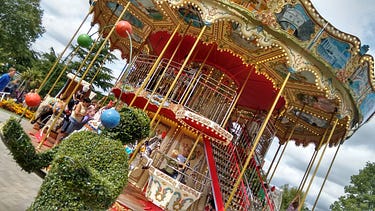 Paultons — the rising star of UK parks | by Palais Des Mirages | Medium