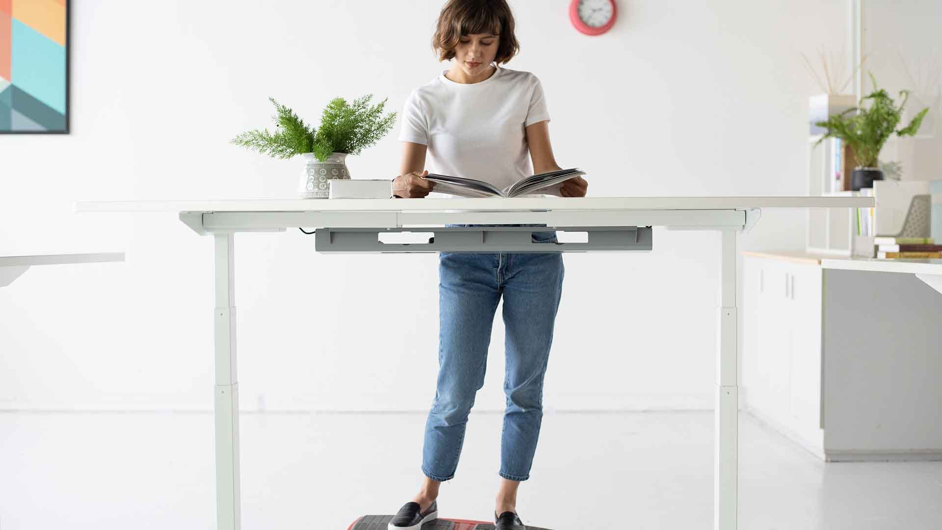 The Pros And Cons Of Working From Home With An Electric Standing Desk