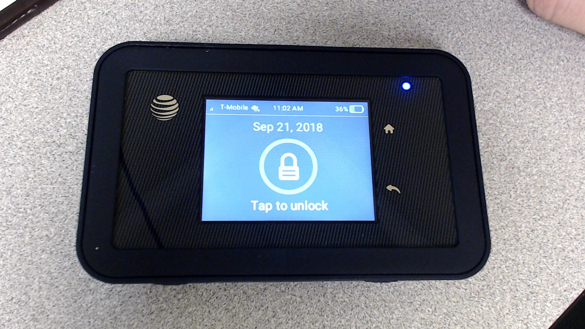 [REVIEW] Unlimited LTE Advanced Service by AdHoc News