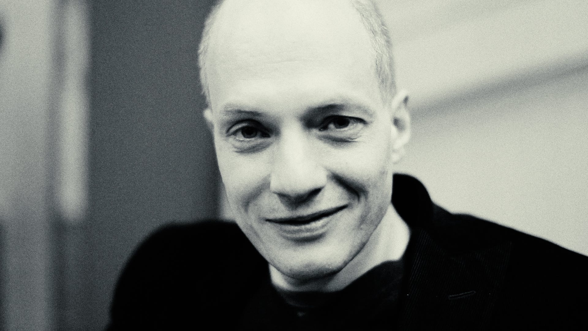 How Alain de Botton creates space with thoughts and ideas by Marcel