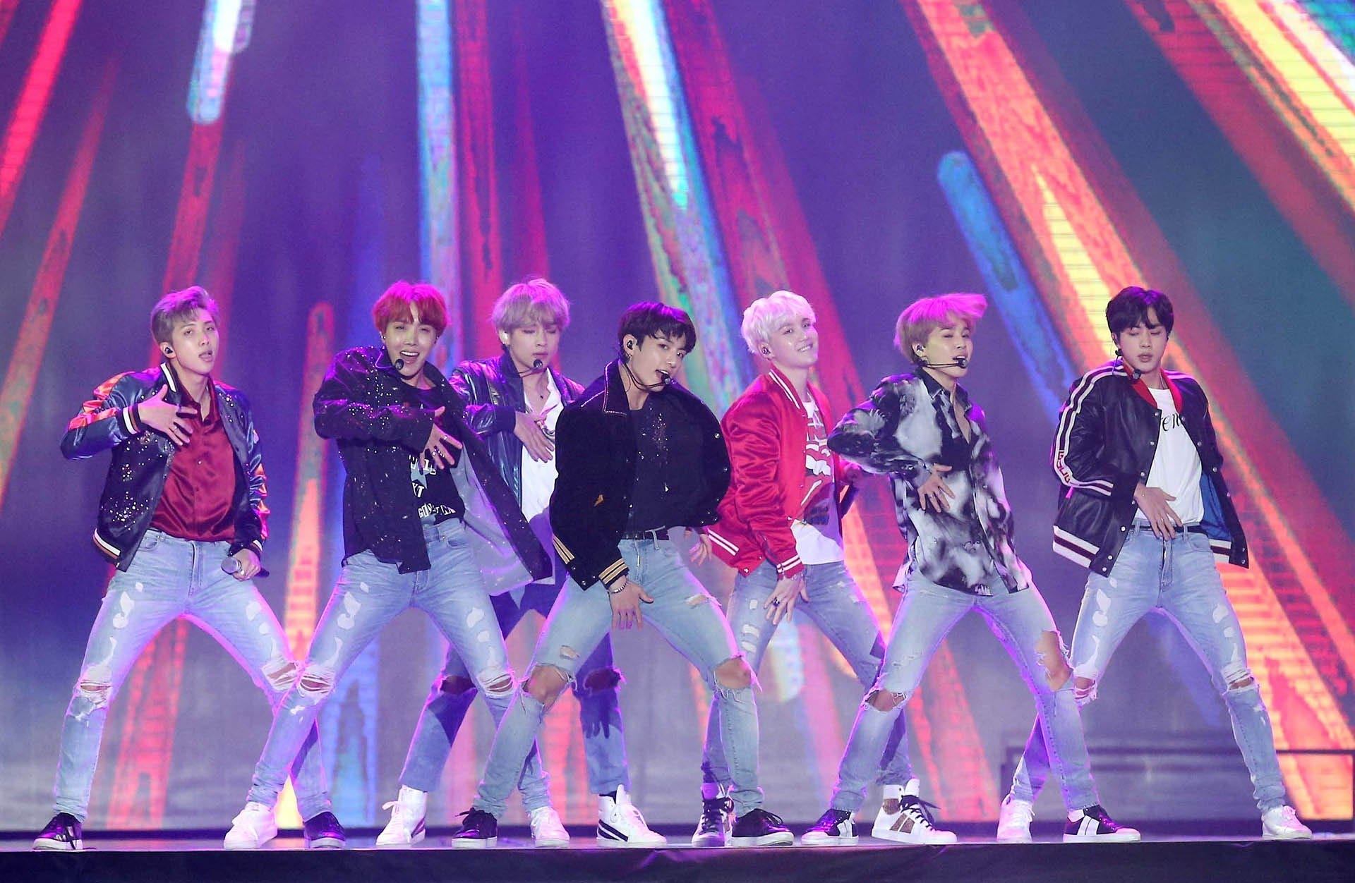 LIVE STREAM — BTS, Live Perform in Melon Music Awards (MMA