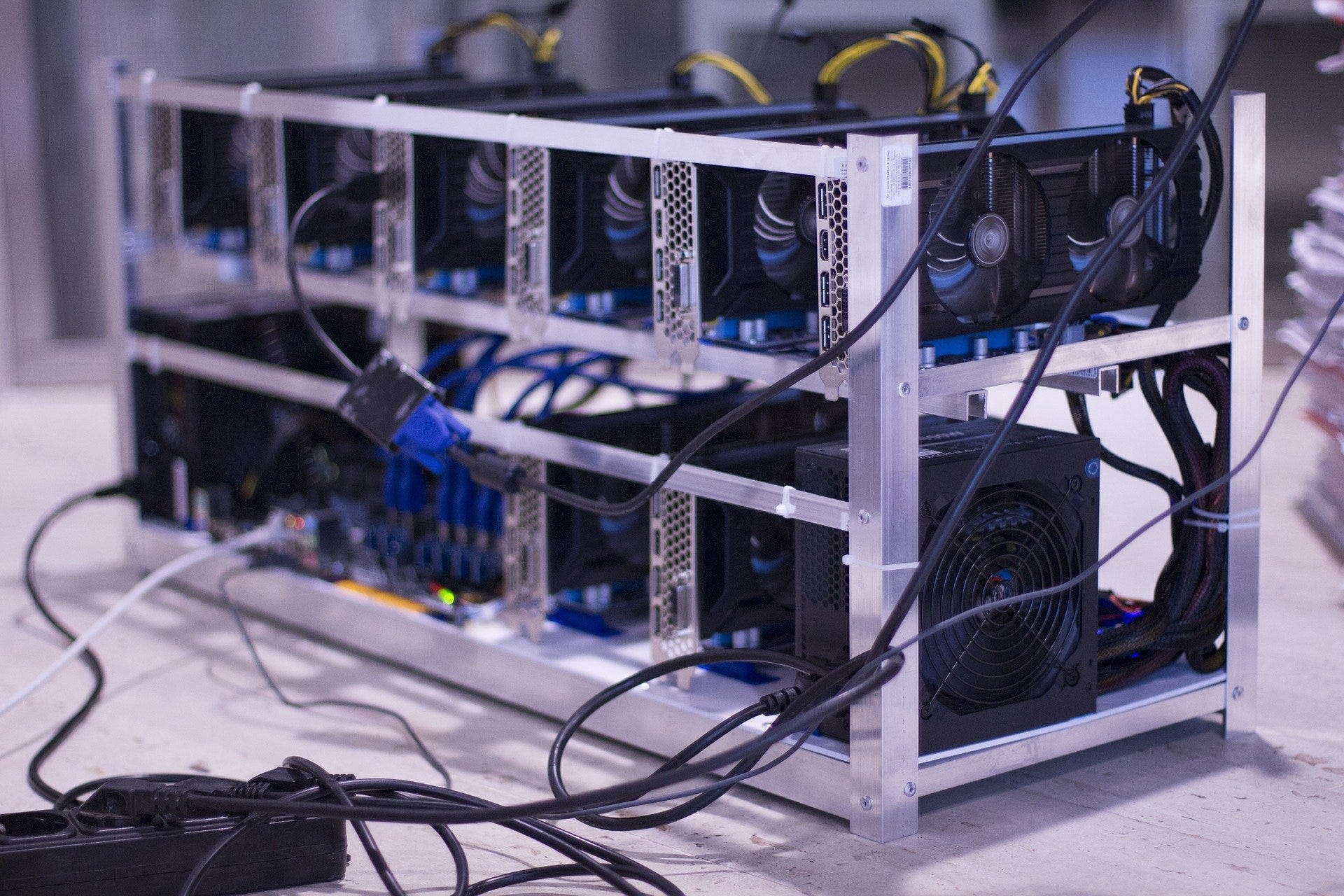 Join the cryptocurrency craze with these top bitcoin mining programs