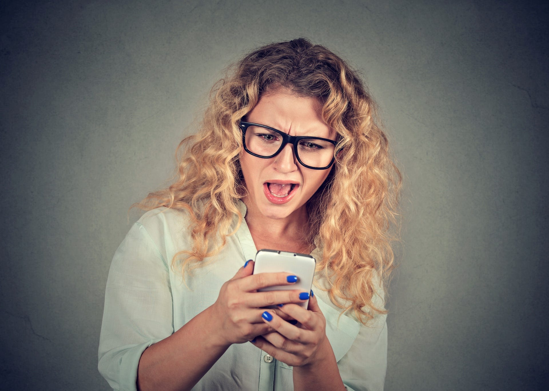 Dating: Terrible Texting Turnoffs | by Coach Corey Wayne | Medium