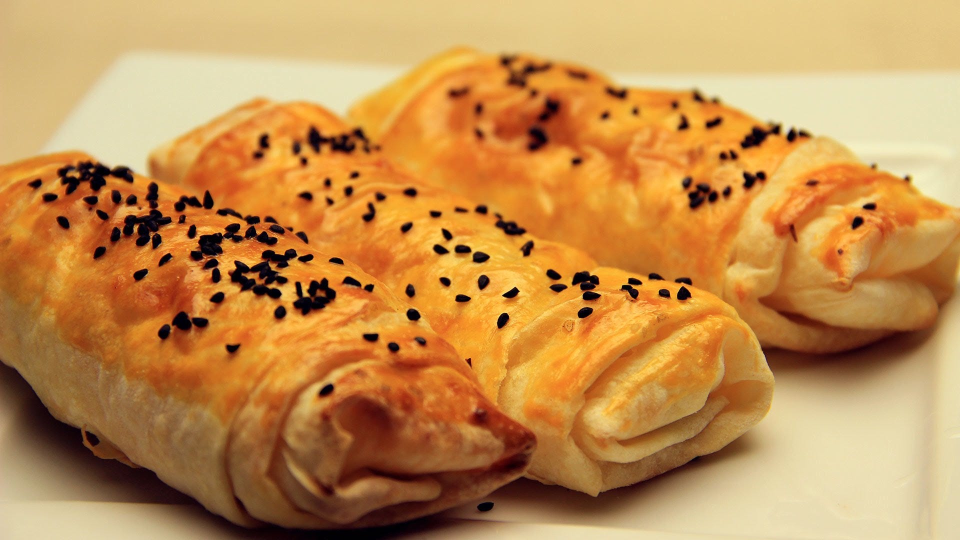 Peynirli Pileli Borek Tarifi Nasil Yapilir Kadinca Tarifler