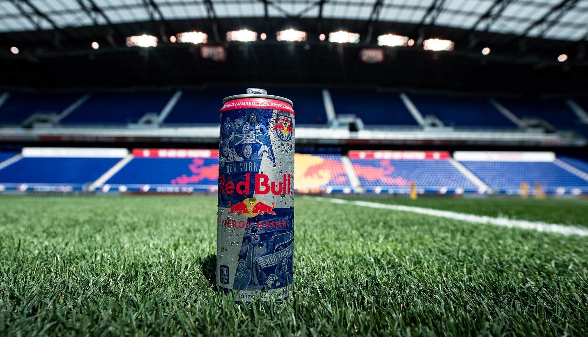 A estratégia de marketing que leva a Red Bull a investir no futebol | by  Theodoro Montoto | Medium