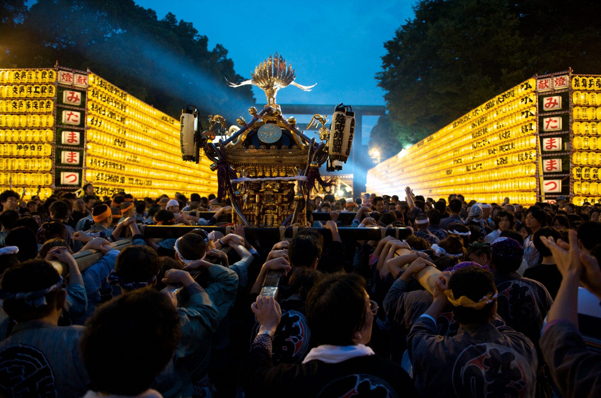 Summer S Mitama Festival How Yasukuni Shrine Honors The Dead By Donny Kimball A Different Side Of Japan