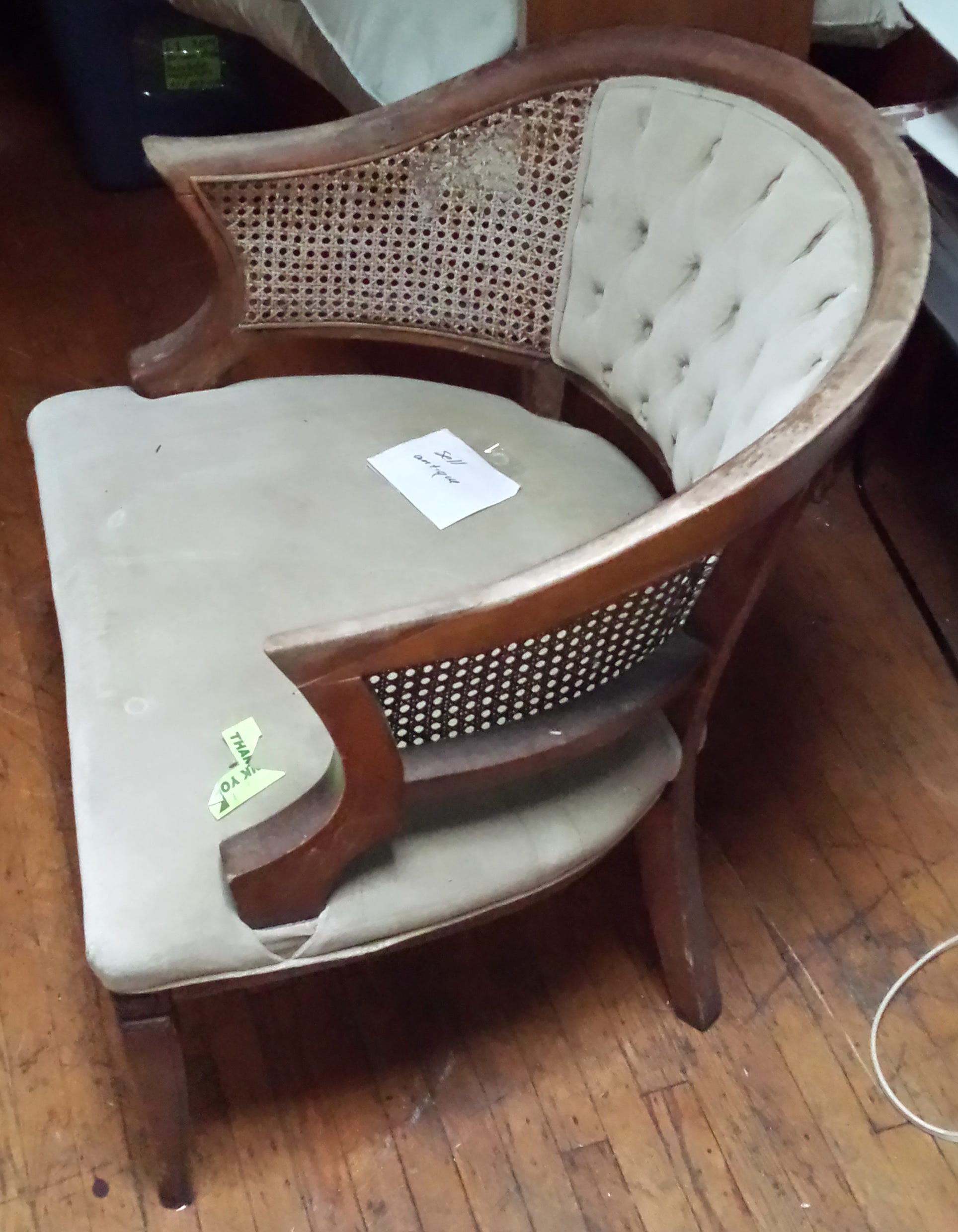 Vintage Chairs For Sale Msc Virtual Yard Sale Exchange Medium
