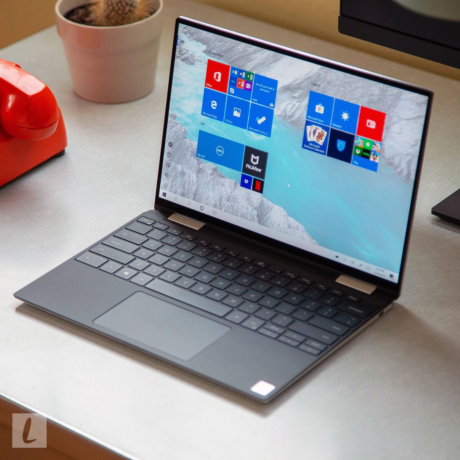 Dell Xps 13 2 In 1 Review The Laptop Of The Future By Sritan Motati Techtalkers Medium