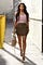 hourglass body shape