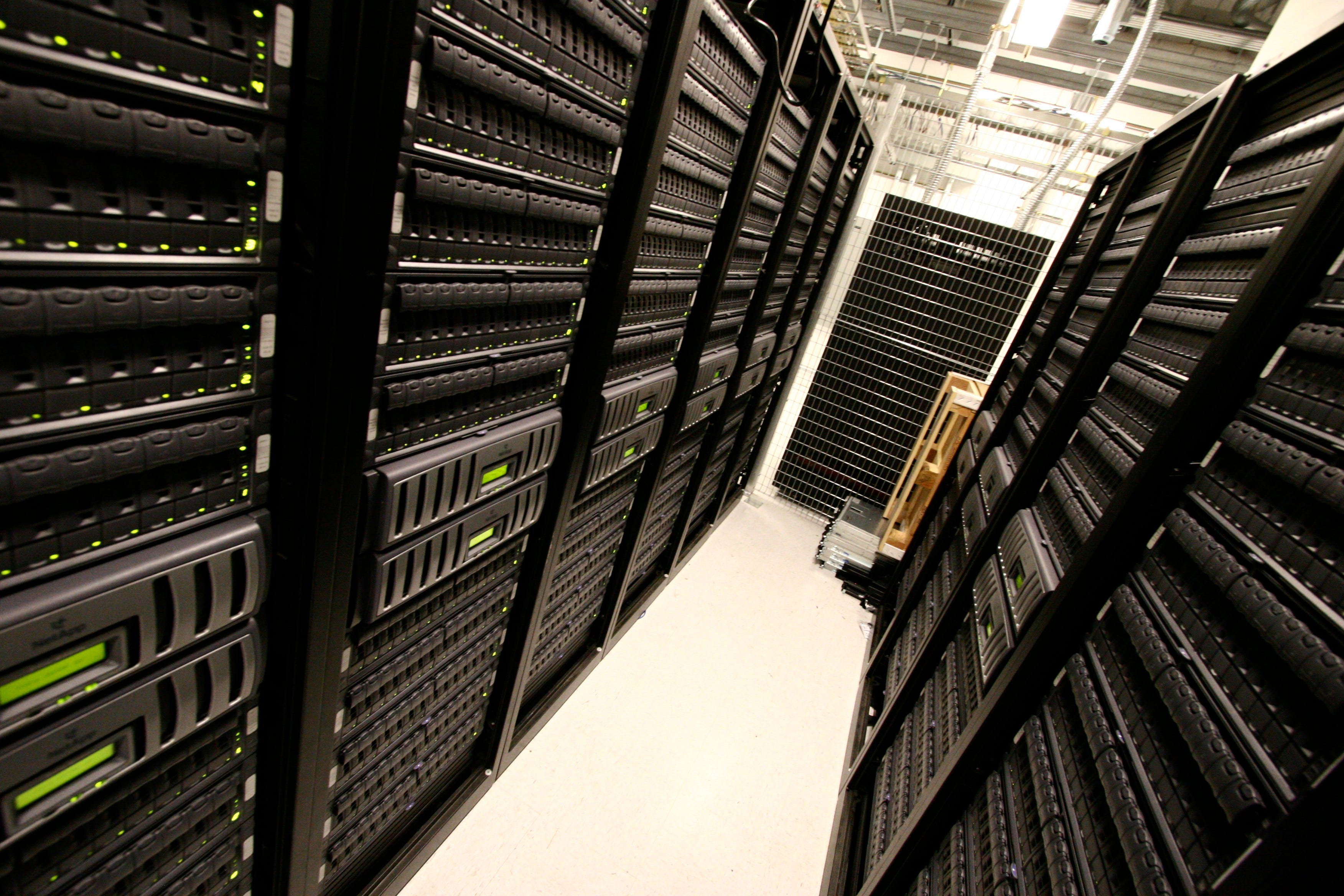 What is hot/cold aisle in data centre by Ken Lai Ideas Switching