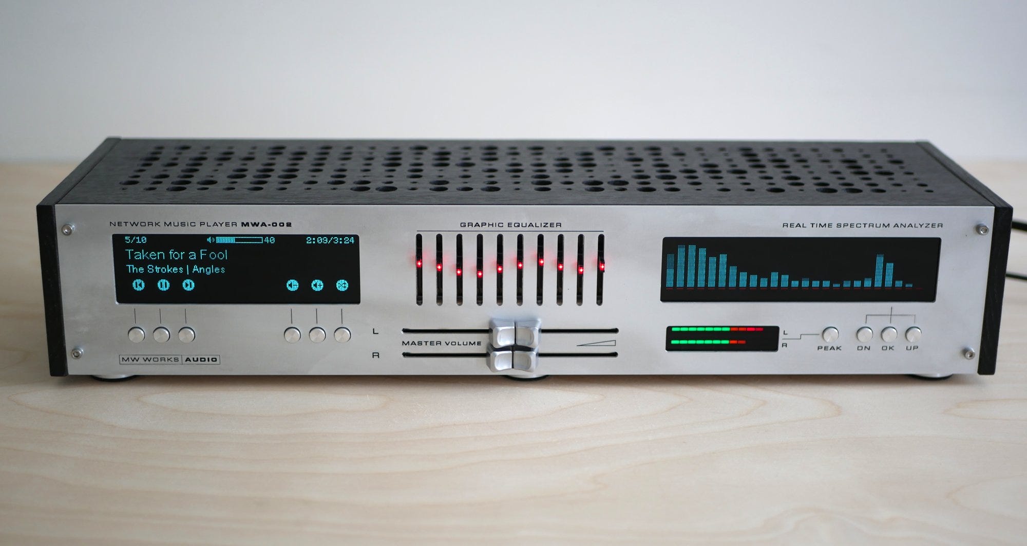 80s Style Music Player Combines Vfd Displays With Raspberry Pi Streaming By Jeremy S Cook Hackster Blog Medium