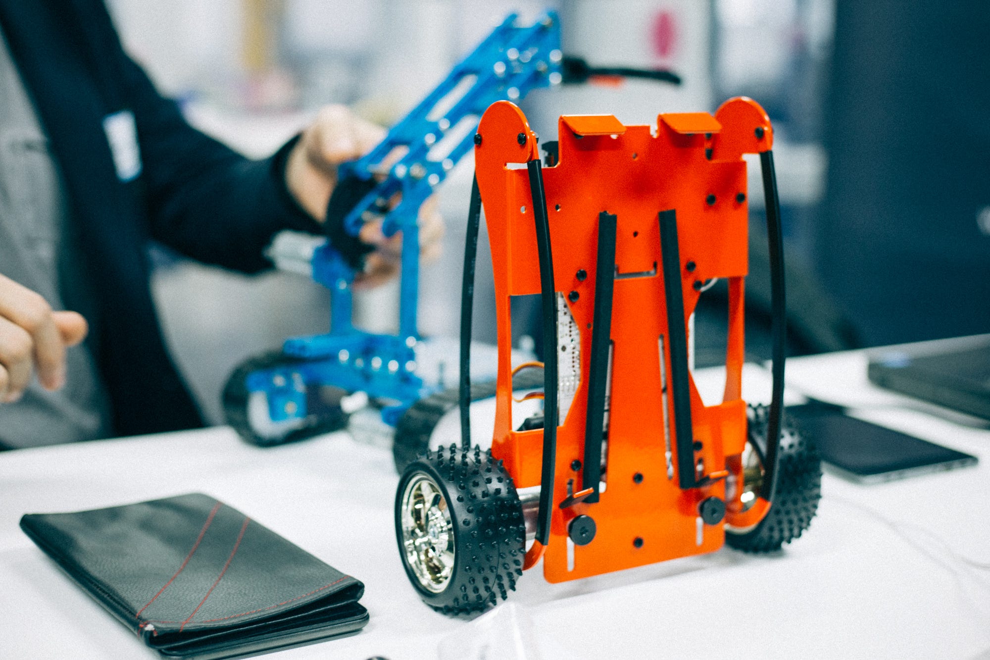 Top 7 ways Robotics will soon improve your everyday life by hubraum