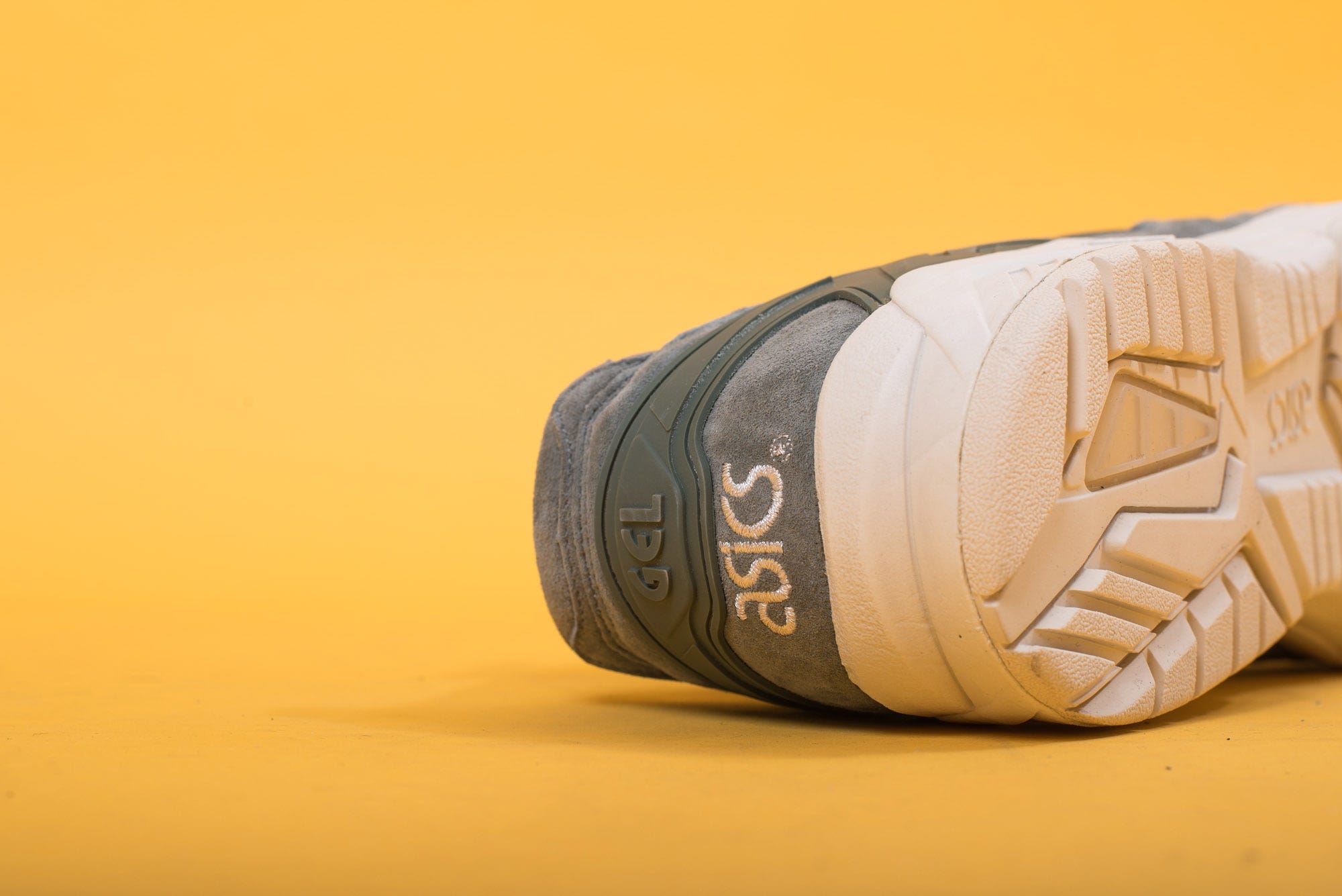 asics gel kayano trainer golden yellow