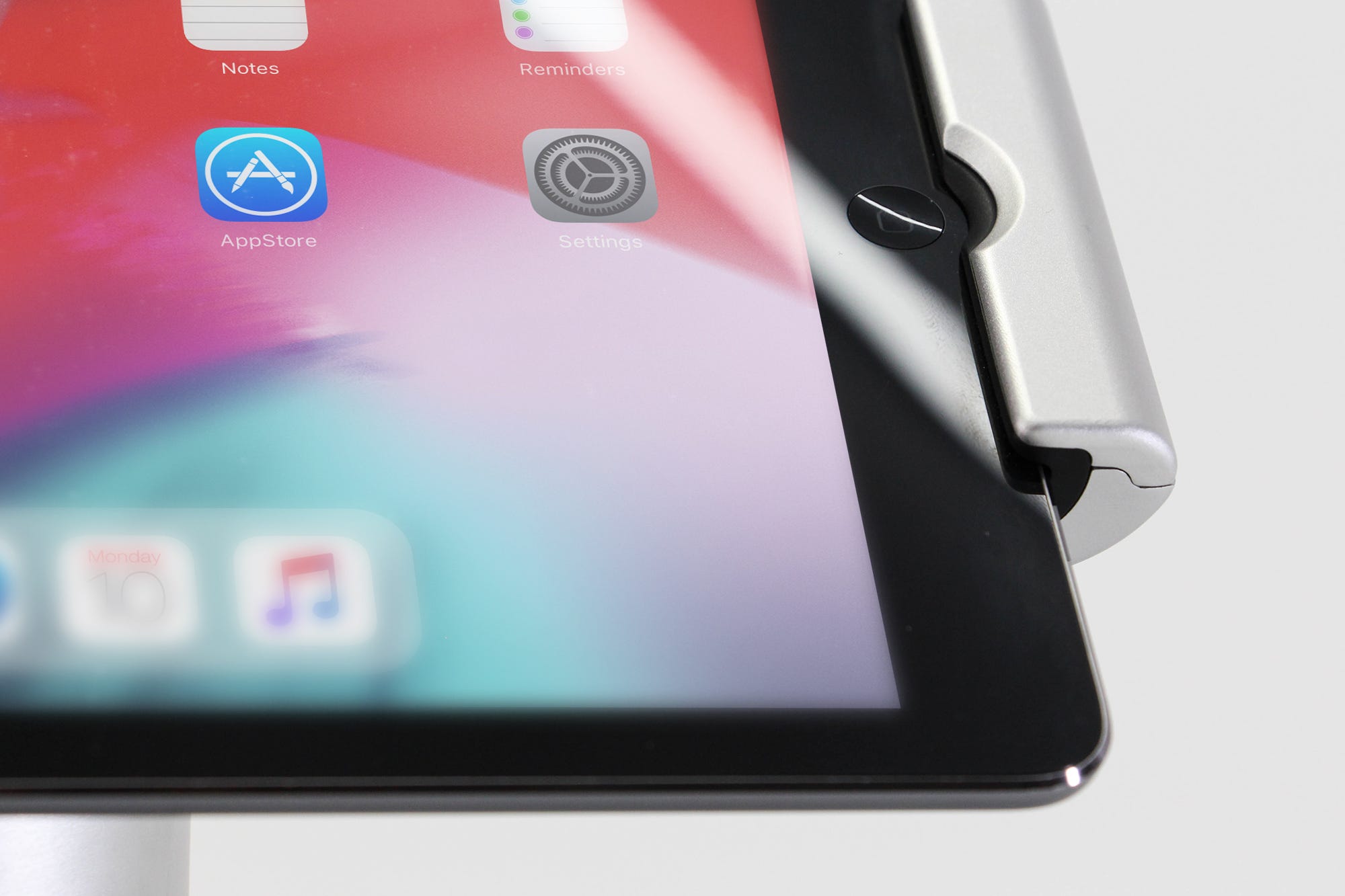 A Refined iPad Stand for Business — First Look by Studio Proper Medium